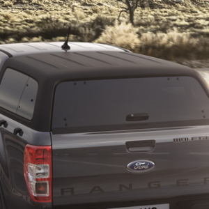 Trda streha s stranskimi stekli, mat črna